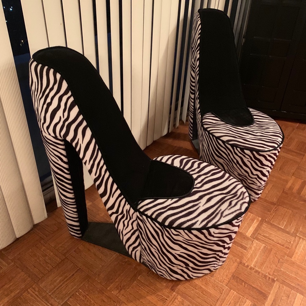 High-Heel Shoe Chair